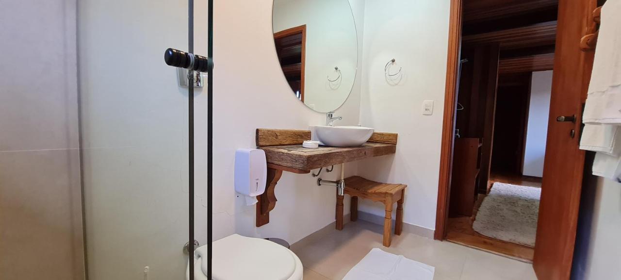 Arado 313 Suites Monte Verde  Phòng bức ảnh