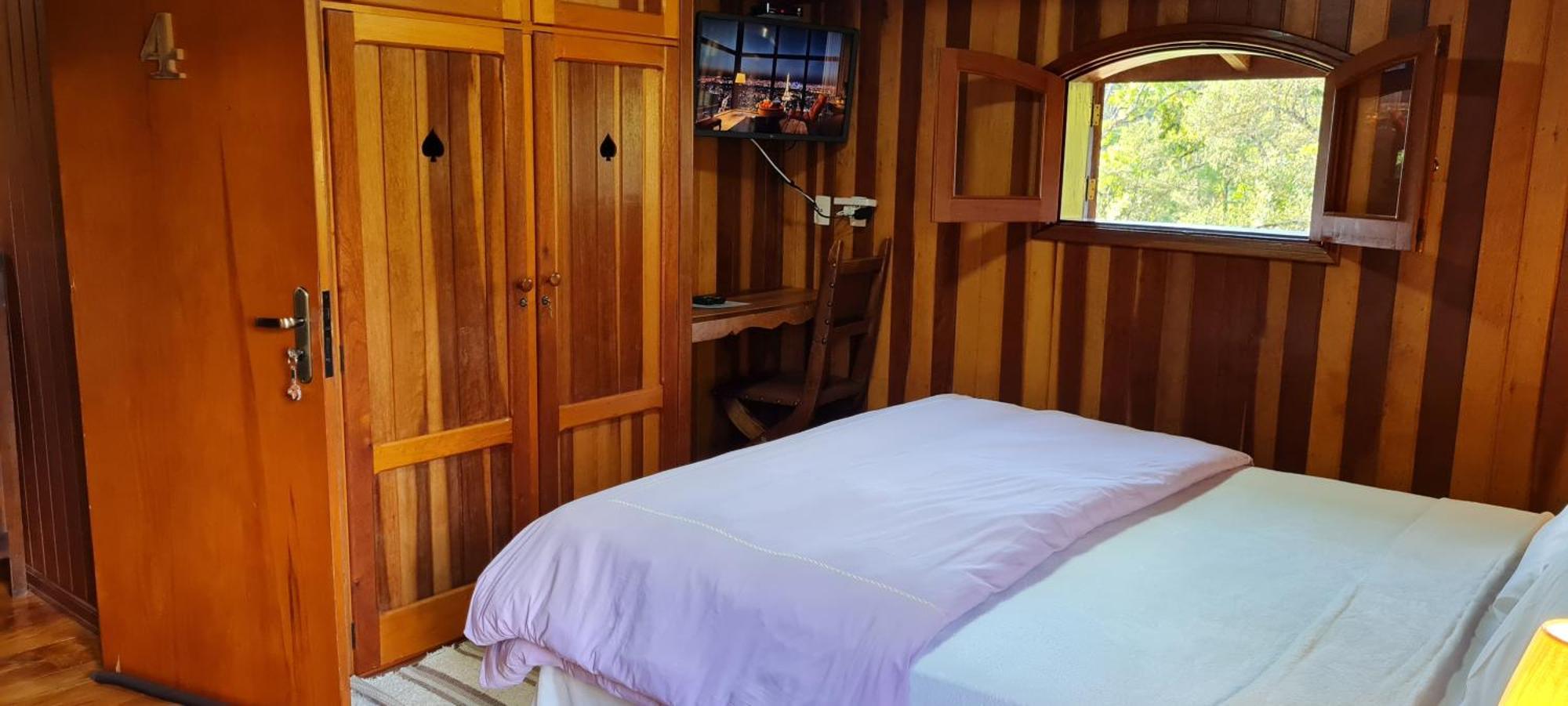Arado 313 Suites Monte Verde  Phòng bức ảnh